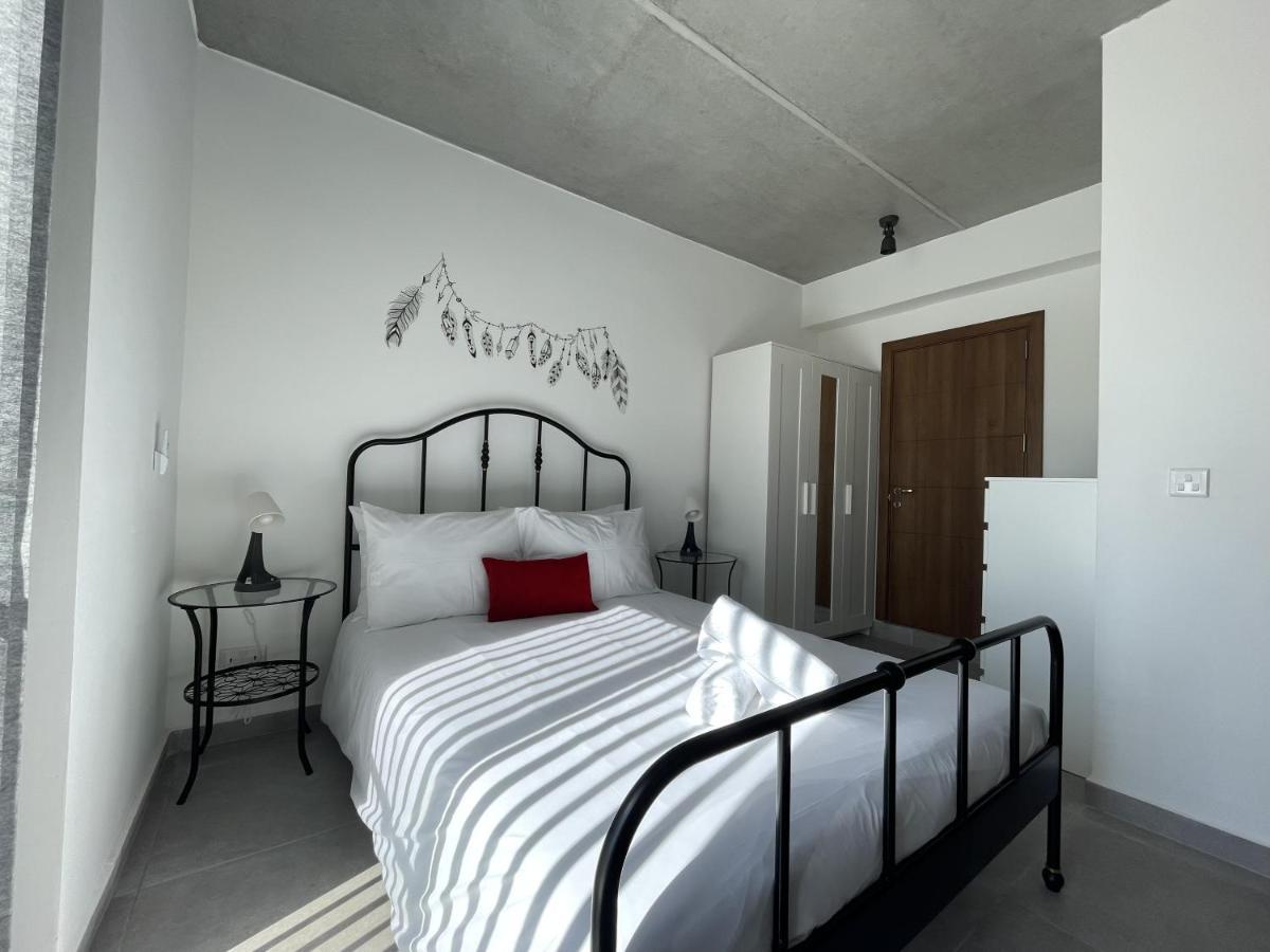 Casa Leon Malta Hotel Saint Julian's ภายนอก รูปภาพ